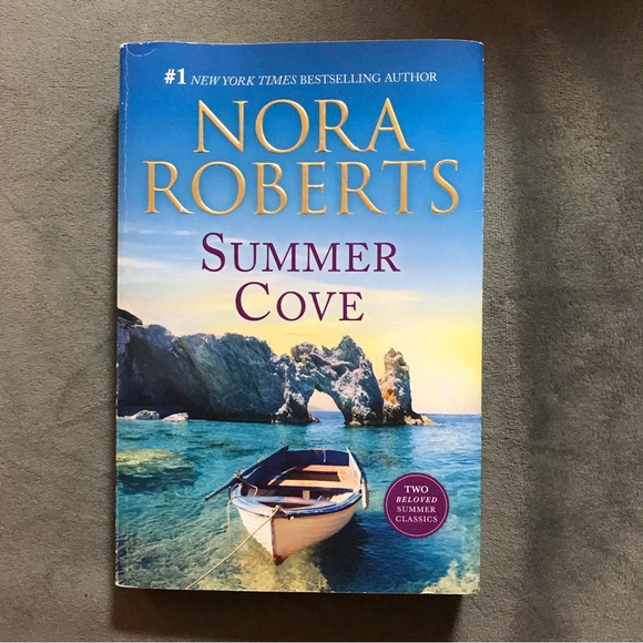 Nora Roberts Novels (Summer Cove & Shelter in Place) - Picture 3 of 11